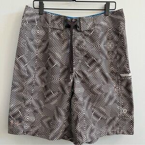 Under Armour Men's Swim Trunk Board Shorts Size 34 Beach Water Sports